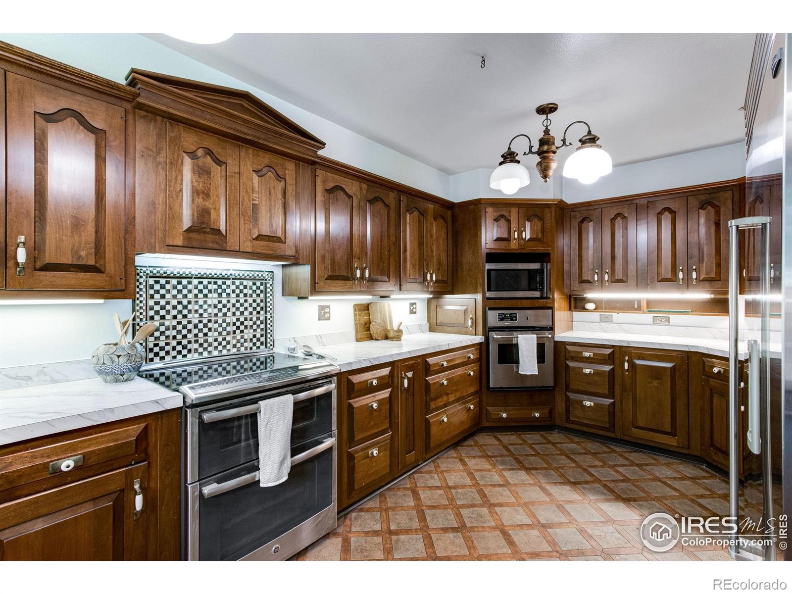 MLS Image #15 for 636  cheyenne drive,fort collins, Colorado