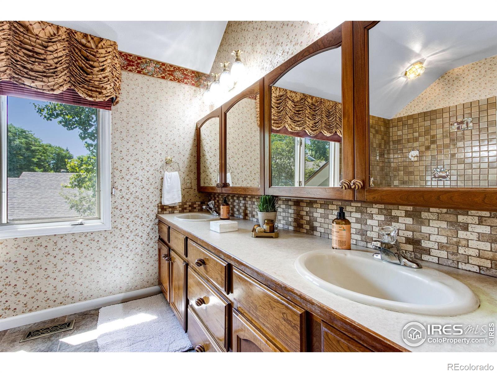 MLS Image #29 for 636  cheyenne drive,fort collins, Colorado