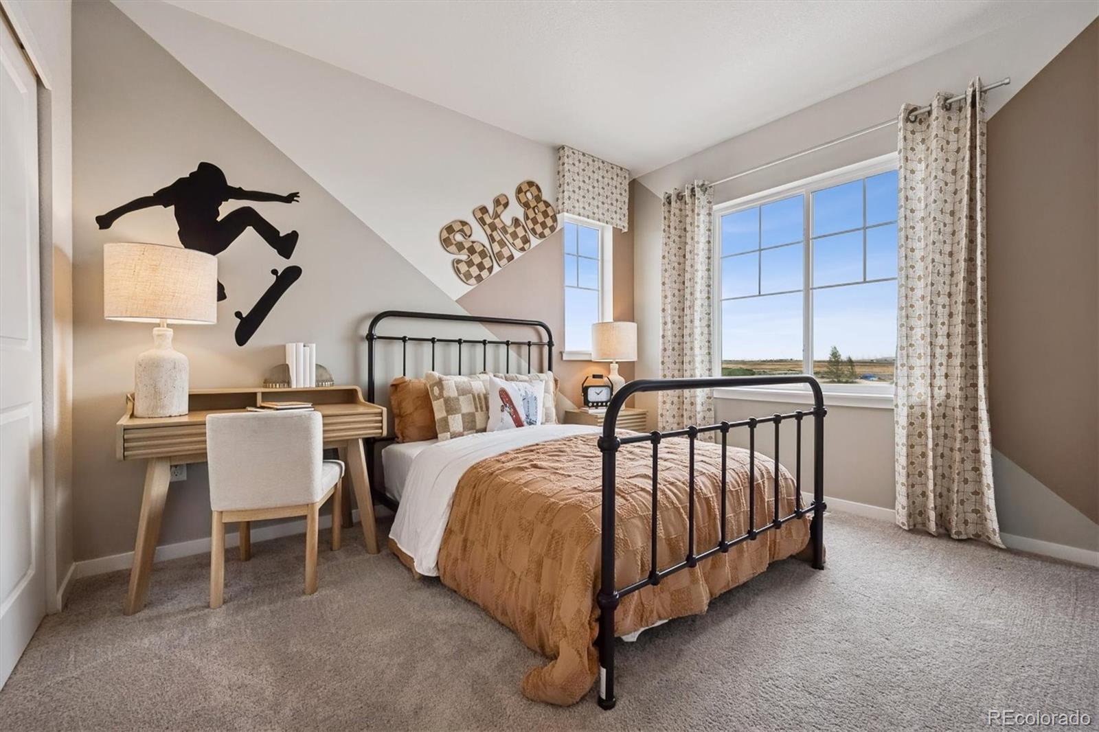 MLS Image #26 for 22569 e 47th drive,aurora, Colorado