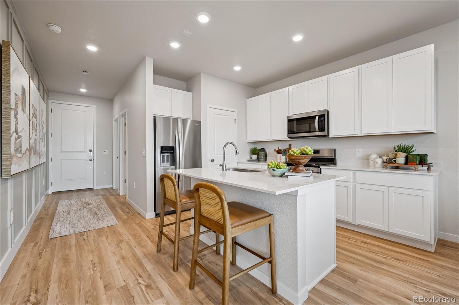 MLS Image #9 for 22569 e 47th drive,aurora, Colorado