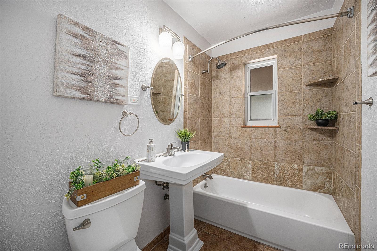 MLS Image #16 for 2141  quebec street,denver, Colorado