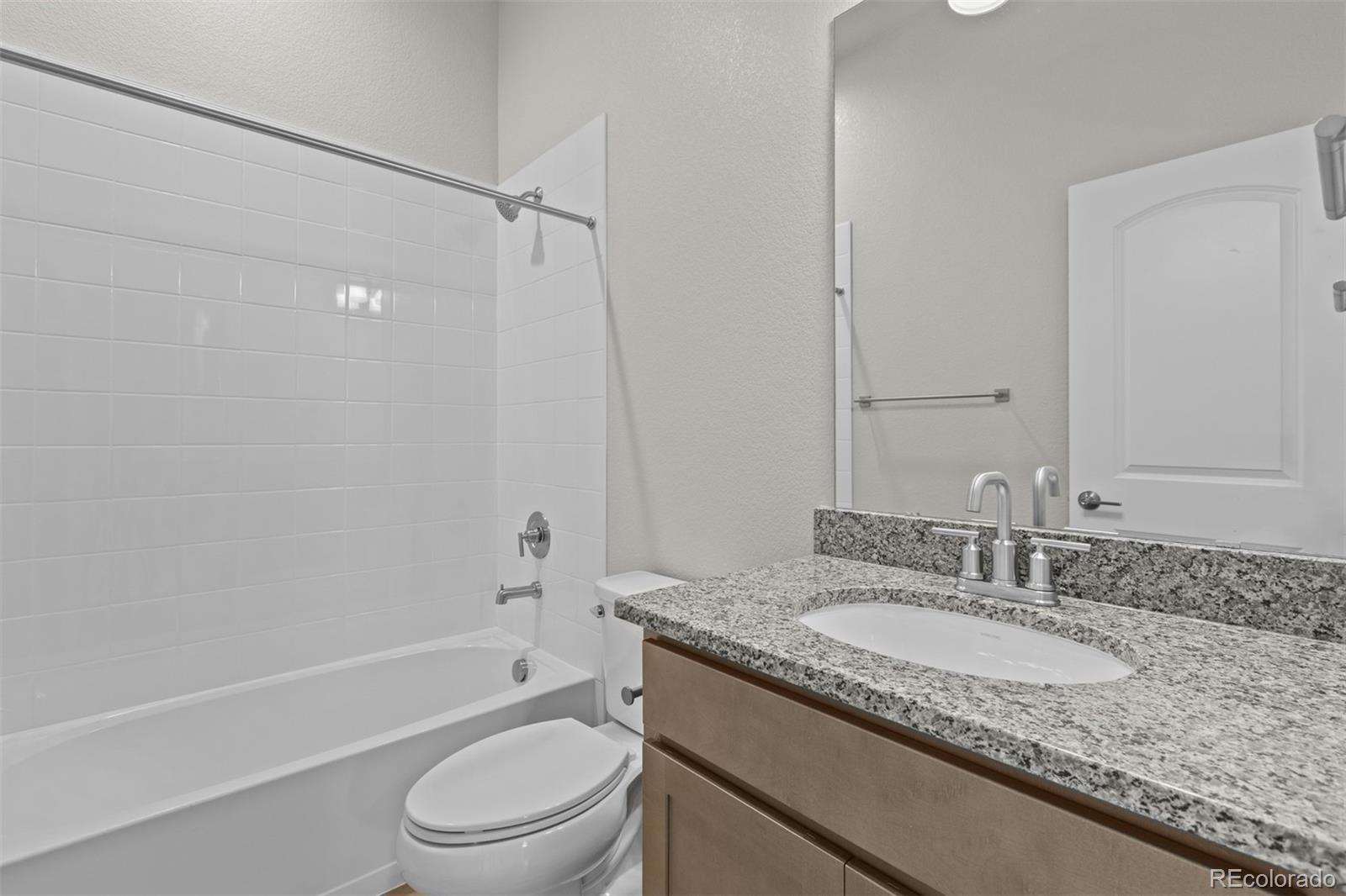 MLS Image #10 for 21202 e 63rd drive,aurora, Colorado