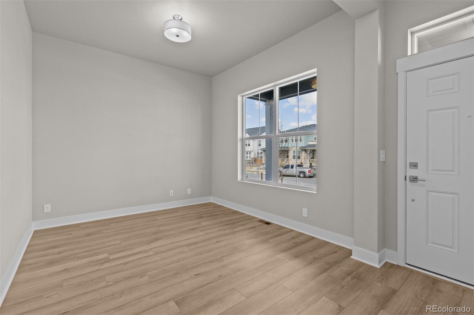 MLS Image #6 for 21202 e 63rd drive,aurora, Colorado