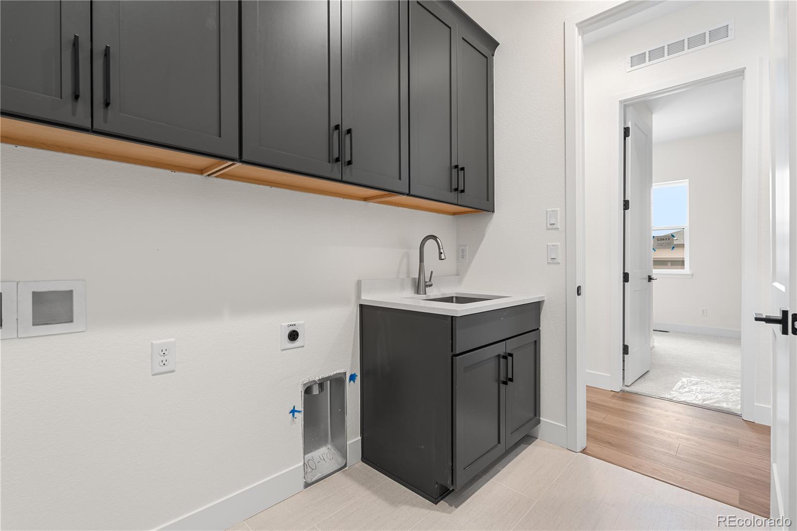 MLS Image #12 for 11462  autumn moon street,littleton, Colorado