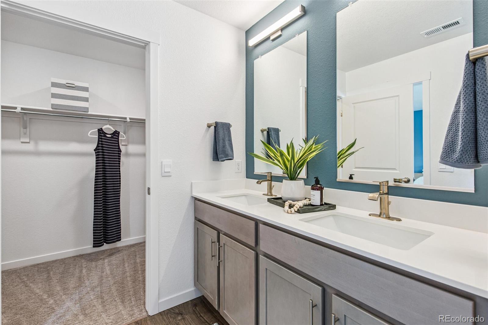 MLS Image #21 for 702 n shawnee street,aurora, Colorado