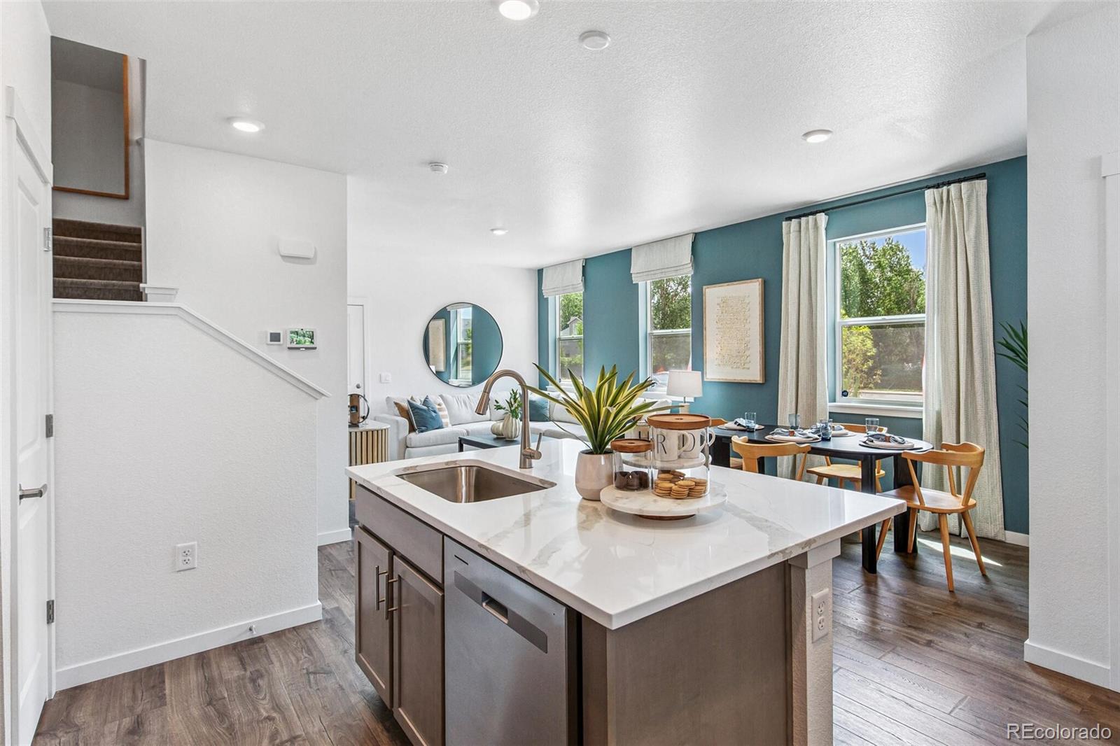 MLS Image #6 for 702 n shawnee street,aurora, Colorado
