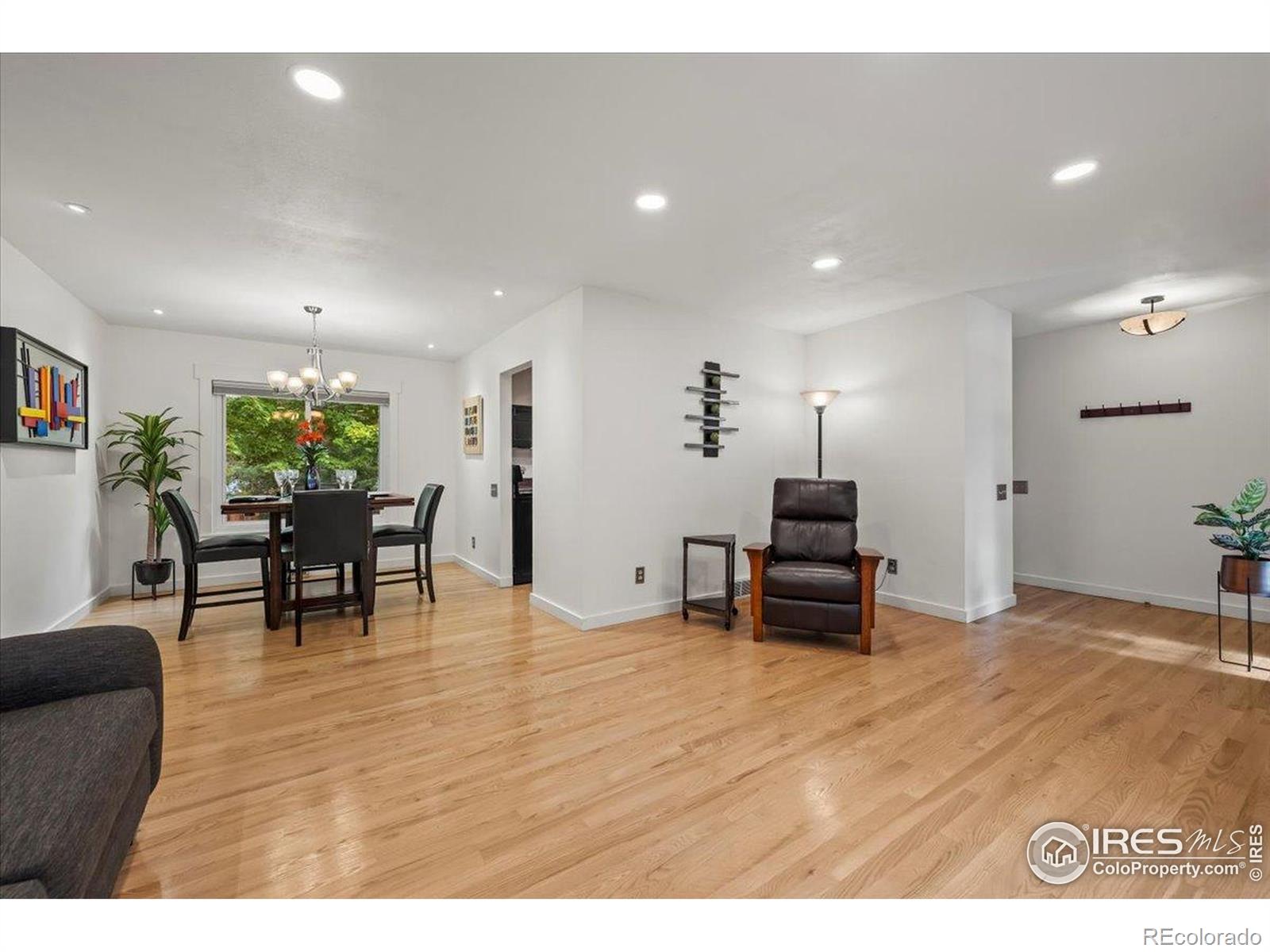 MLS Image #5 for 9903 w 86th avenue,arvada, Colorado