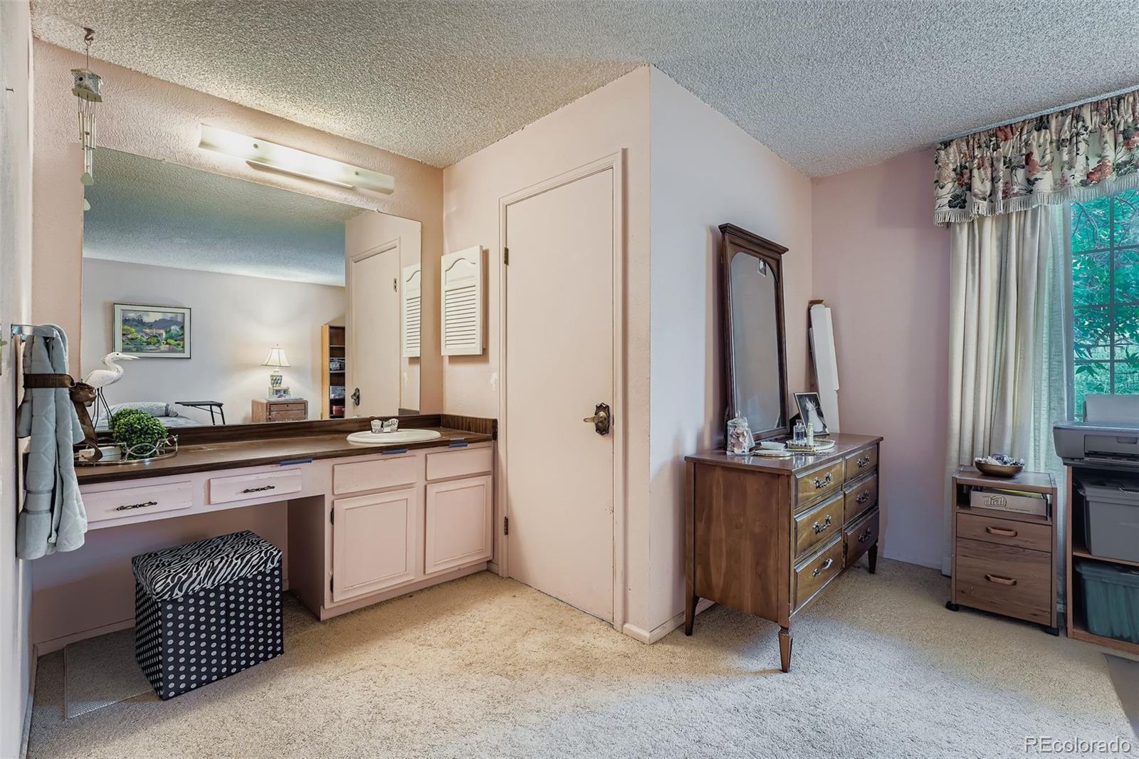 MLS Image #16 for 2002 s richfield street,aurora, Colorado