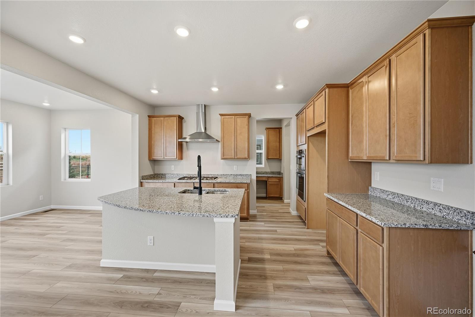 MLS Image #2 for 3380 n denali street,aurora, Colorado