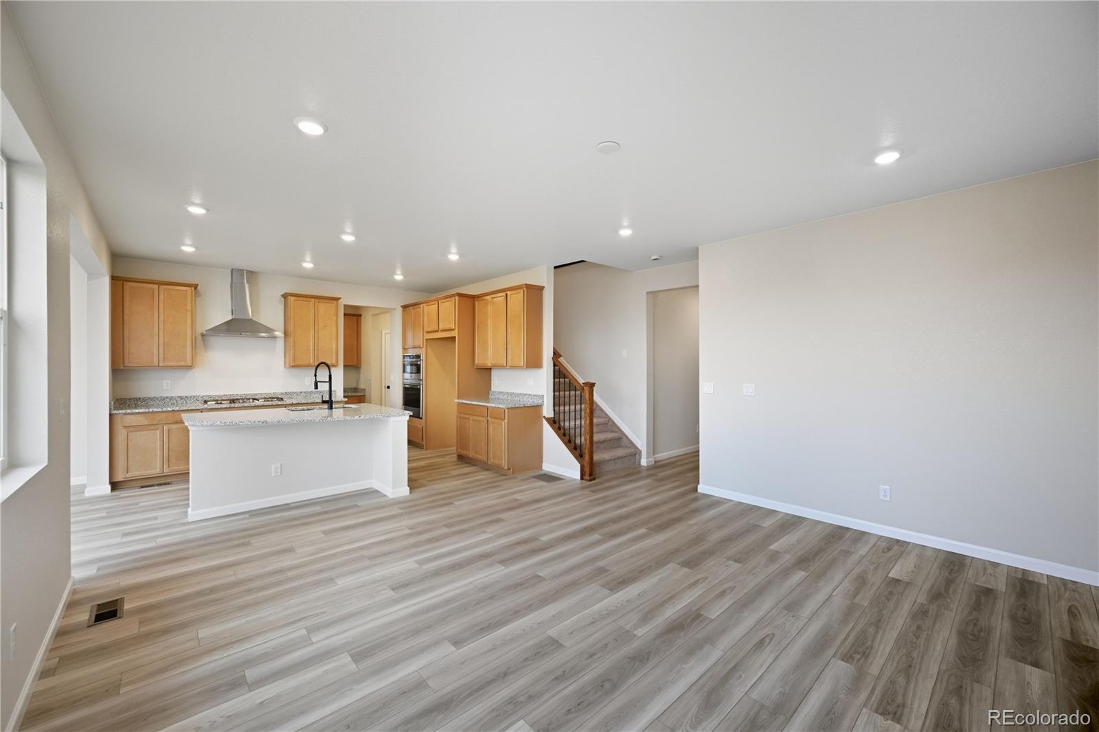 MLS Image #4 for 3380 n denali street,aurora, Colorado