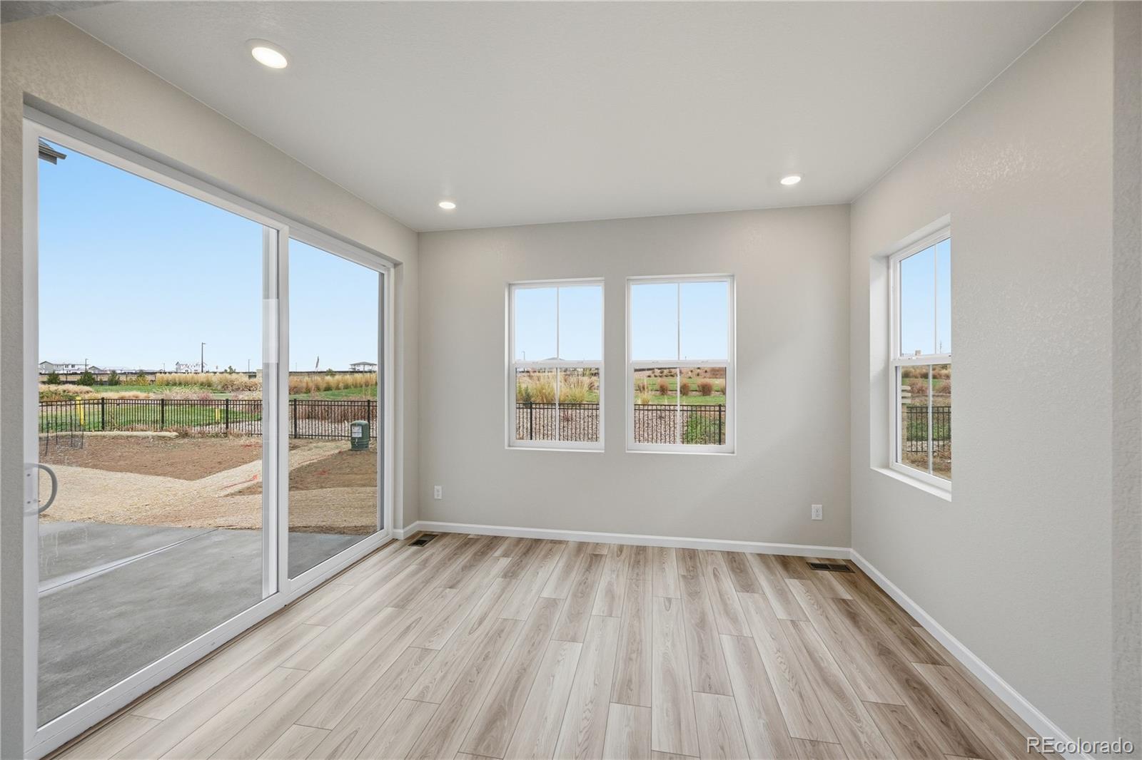 MLS Image #6 for 3380 n denali street,aurora, Colorado