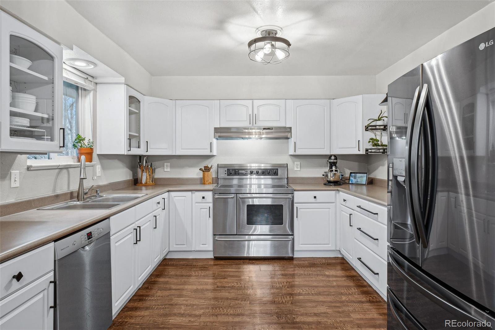 MLS Image #5 for 7636 s eaton way,littleton, Colorado