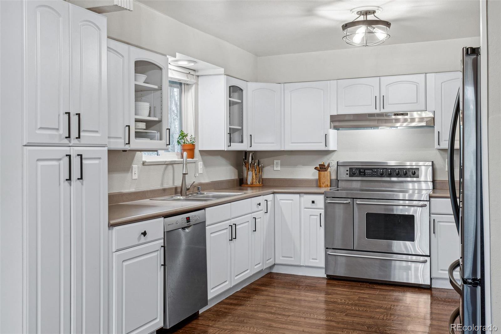 MLS Image #6 for 7636 s eaton way,littleton, Colorado