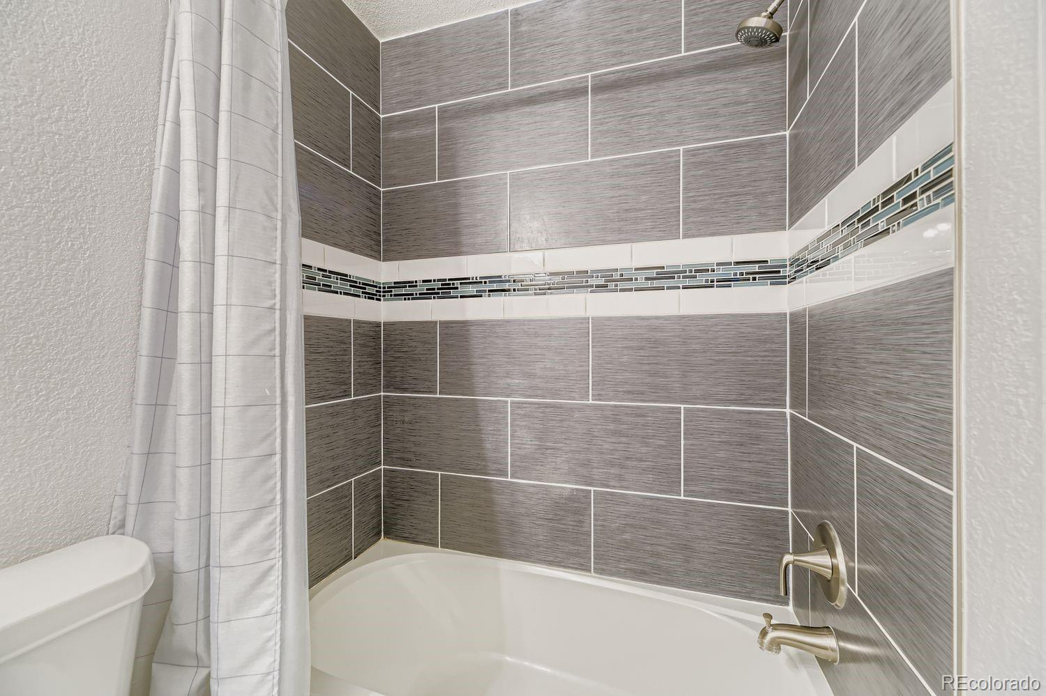 MLS Image #20 for 12055 e tennessee avenue,aurora, Colorado