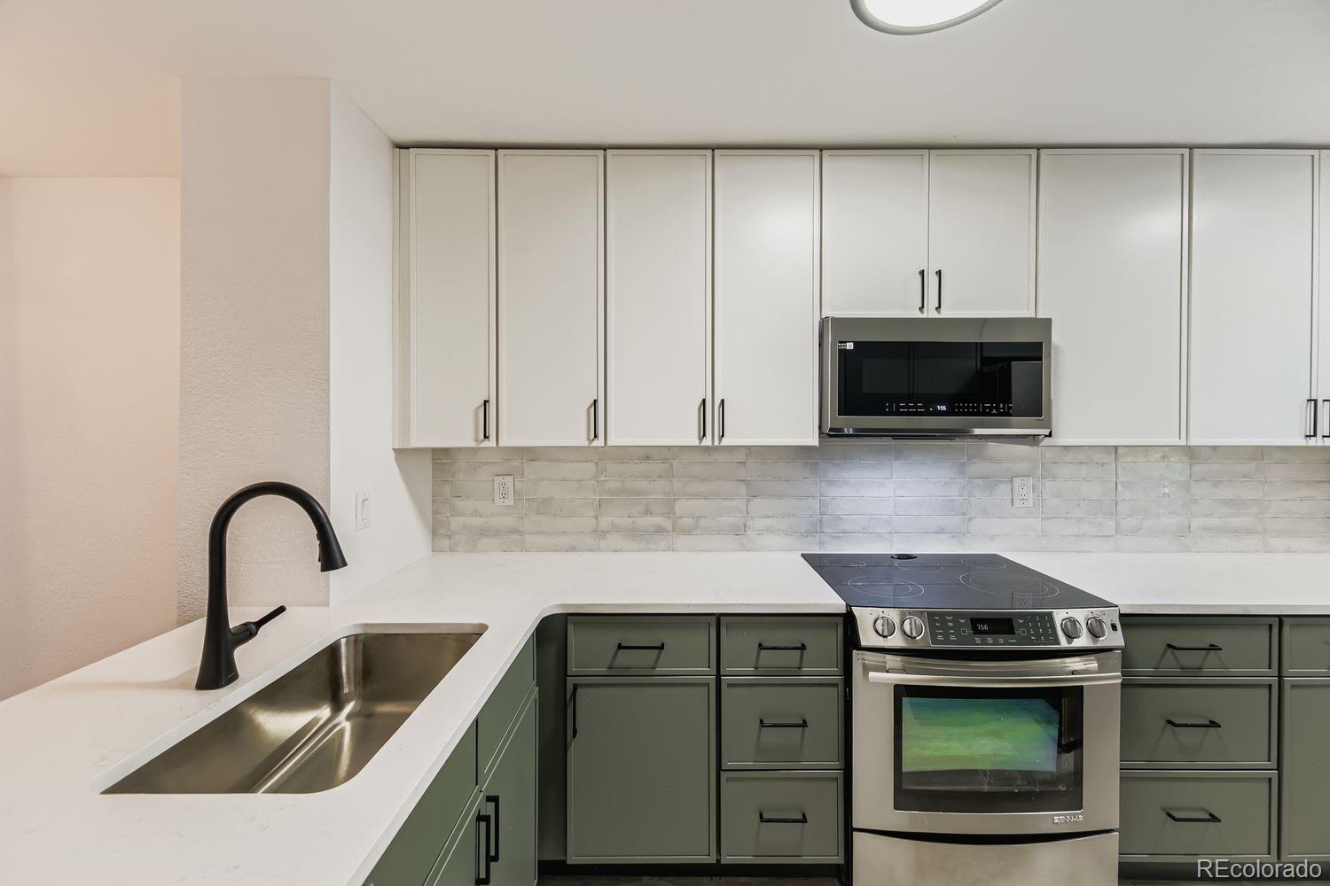 MLS Image #9 for 12055 e tennessee avenue,aurora, Colorado