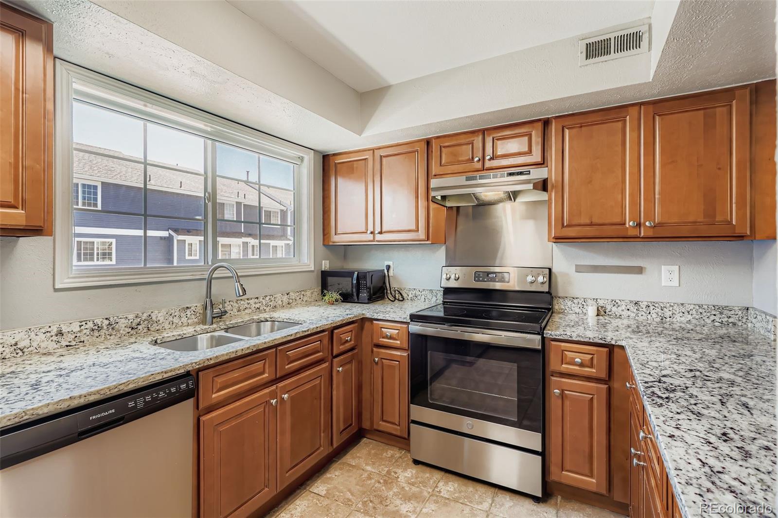 MLS Image #15 for 8199  welby road 1007,denver, Colorado