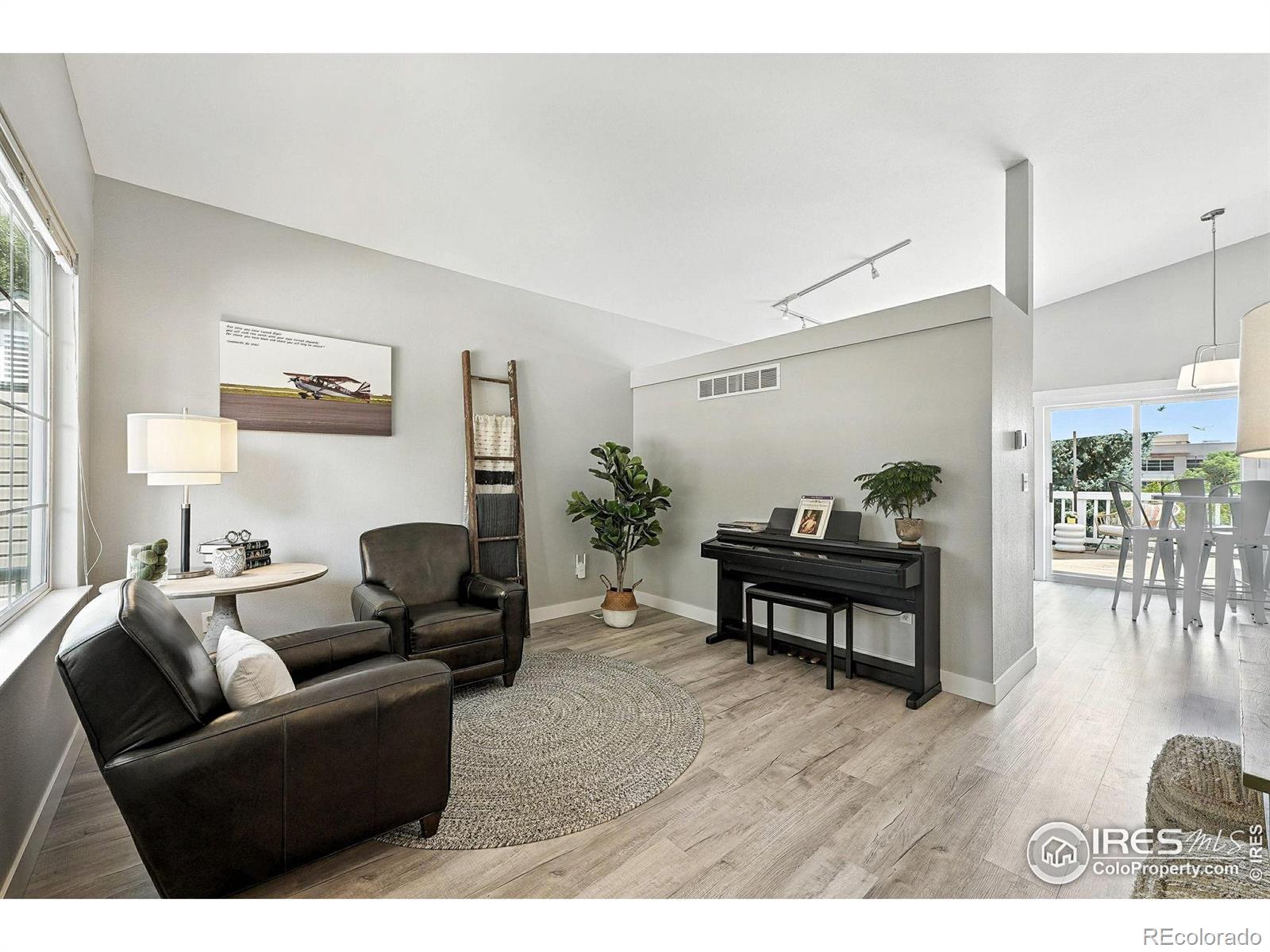 MLS Image #4 for 1818  clover creek drive,longmont, Colorado