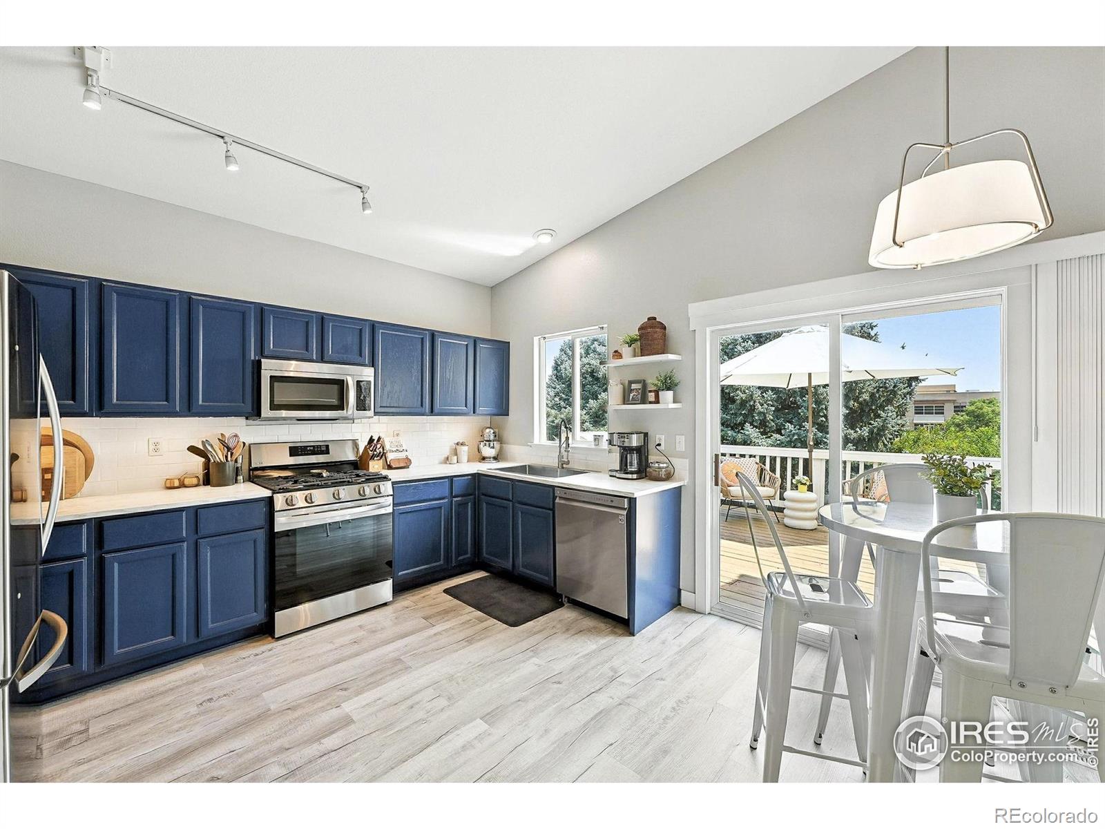 MLS Image #9 for 1818  clover creek drive,longmont, Colorado