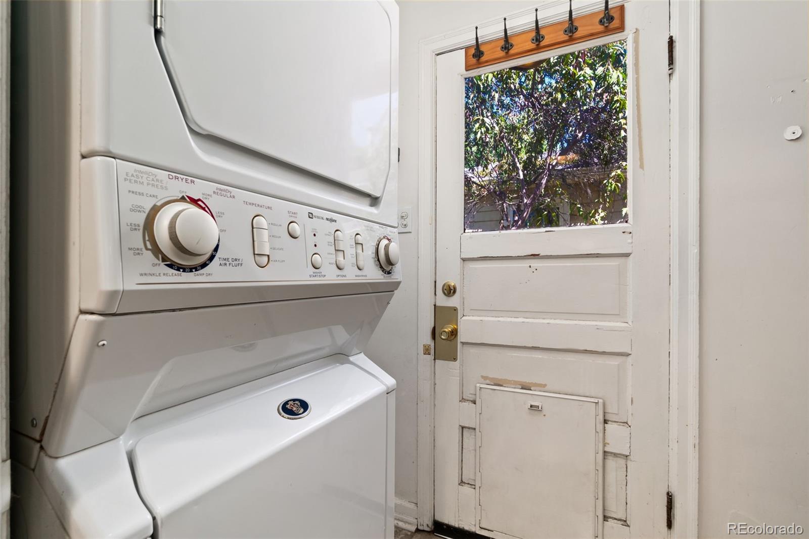 MLS Image #14 for 2475 s gilpin street,denver, Colorado