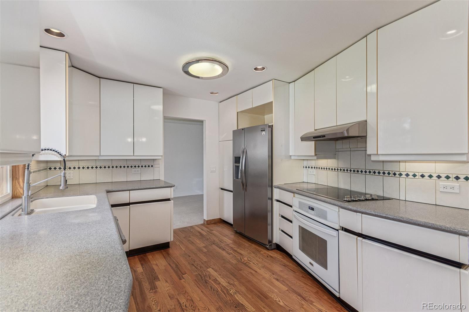 MLS Image #5 for 11956 e oregon circle,aurora, Colorado