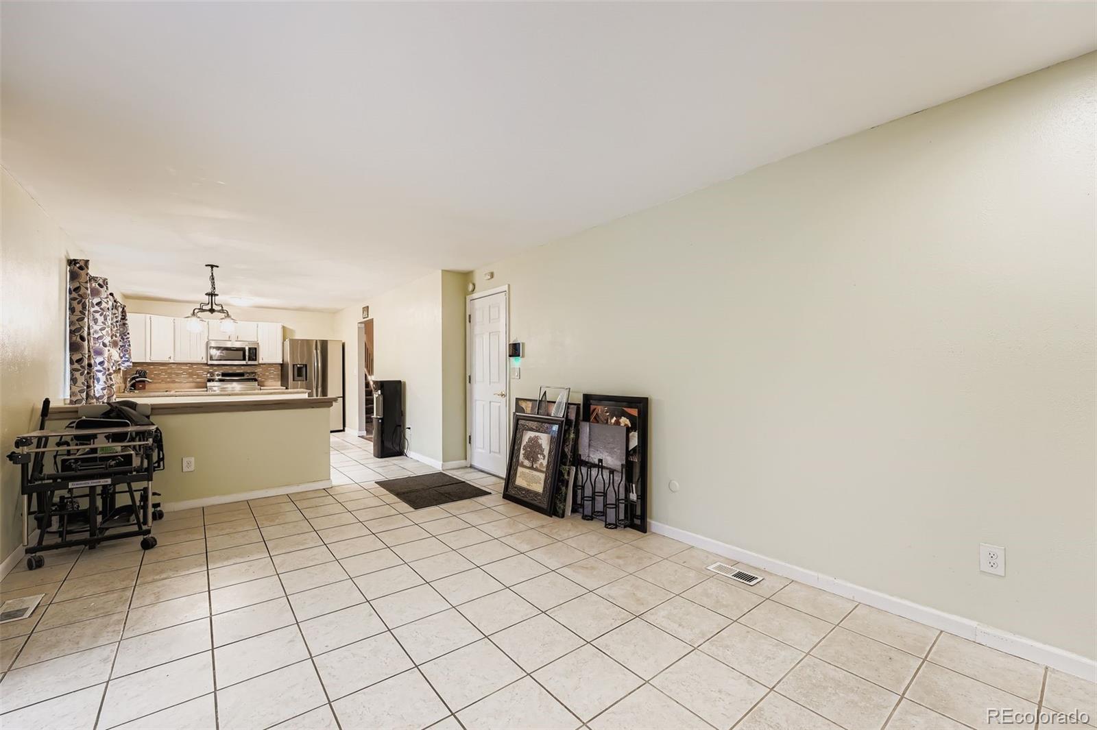 MLS Image #12 for 3257 s olathe way,aurora, Colorado