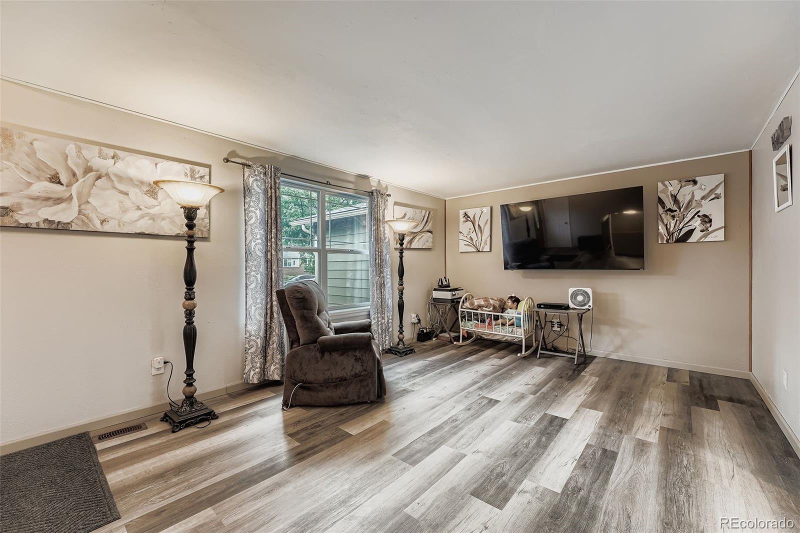 MLS Image #4 for 3257 s olathe way,aurora, Colorado