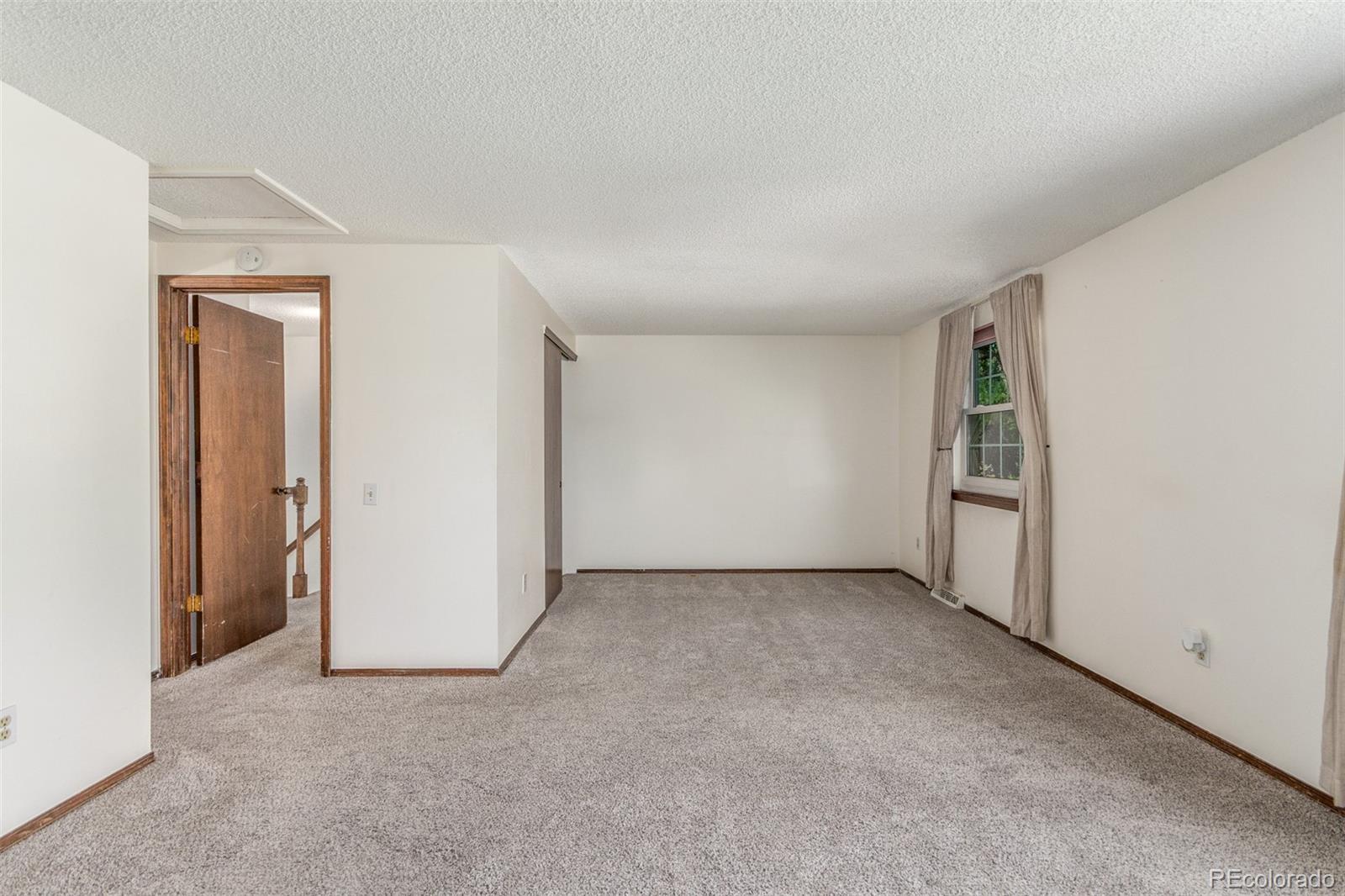 MLS Image #17 for 8752 e amherst drive e,denver, Colorado