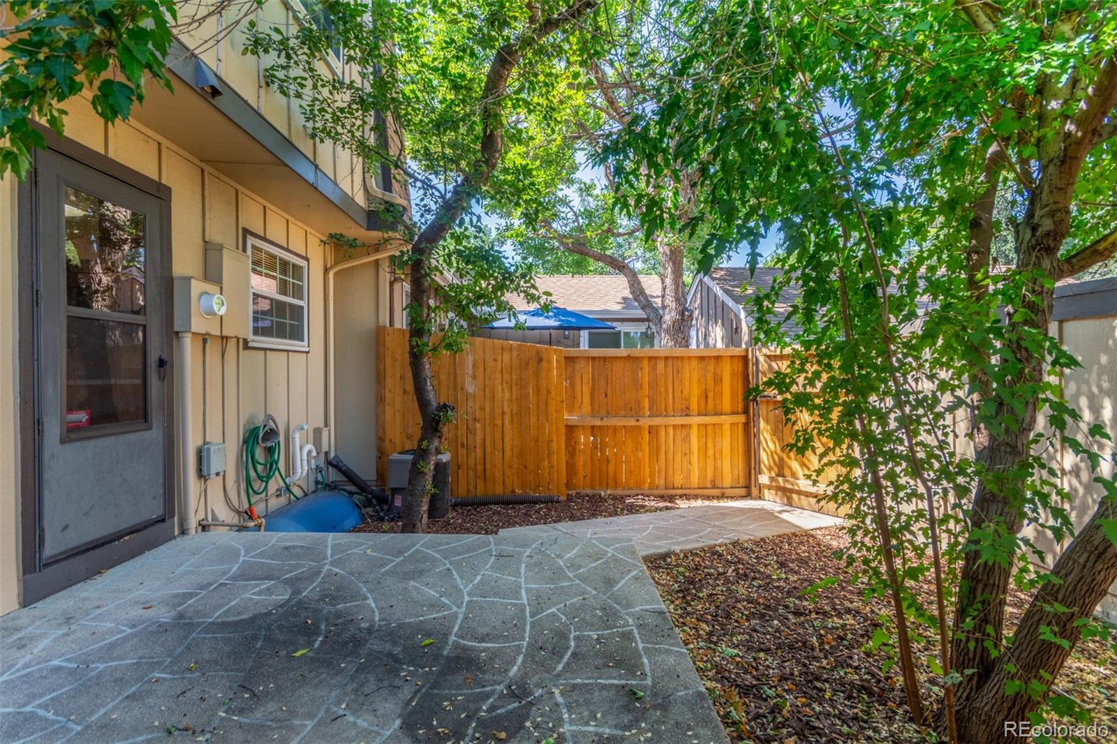 MLS Image #27 for 8752 e amherst drive e,denver, Colorado