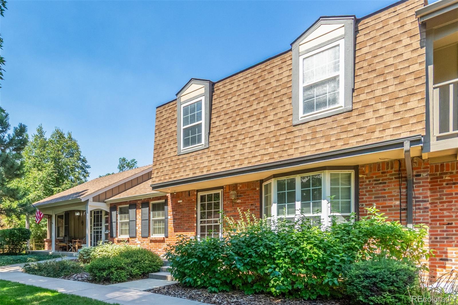 MLS Image #3 for 8752 e amherst drive e,denver, Colorado