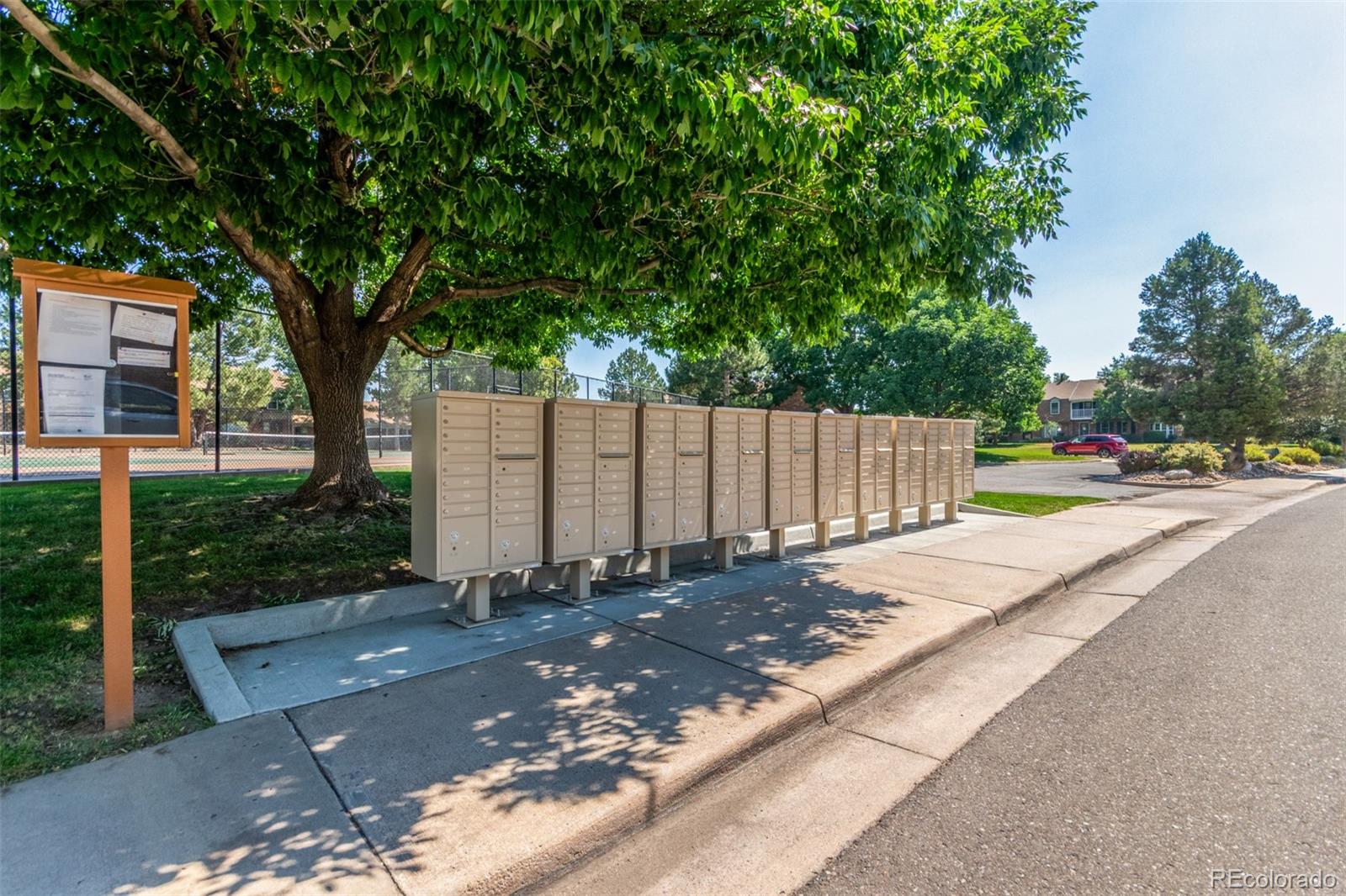 MLS Image #31 for 8752 e amherst drive e,denver, Colorado