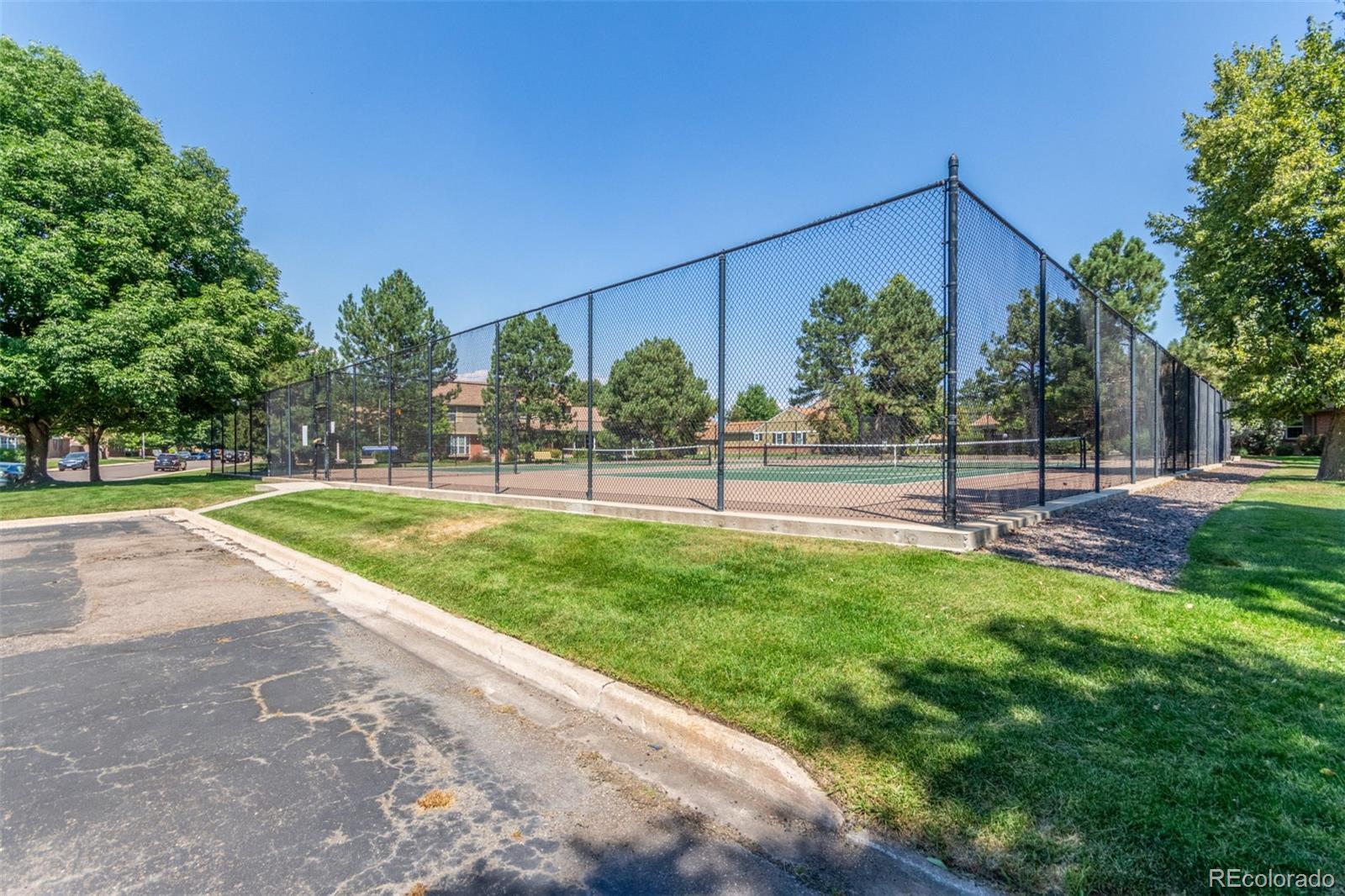 MLS Image #33 for 8752 e amherst drive e,denver, Colorado
