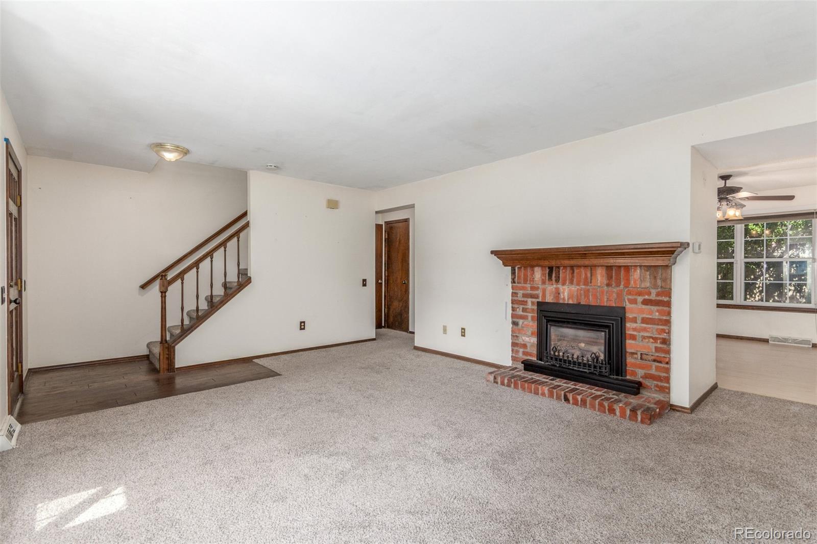 MLS Image #8 for 8752 e amherst drive e,denver, Colorado