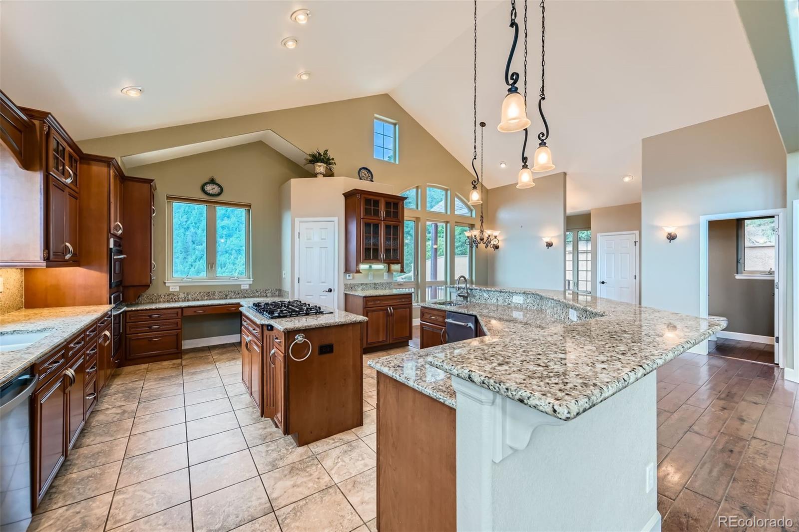 MLS Image #16 for 570  upper vista road,manitou springs, Colorado