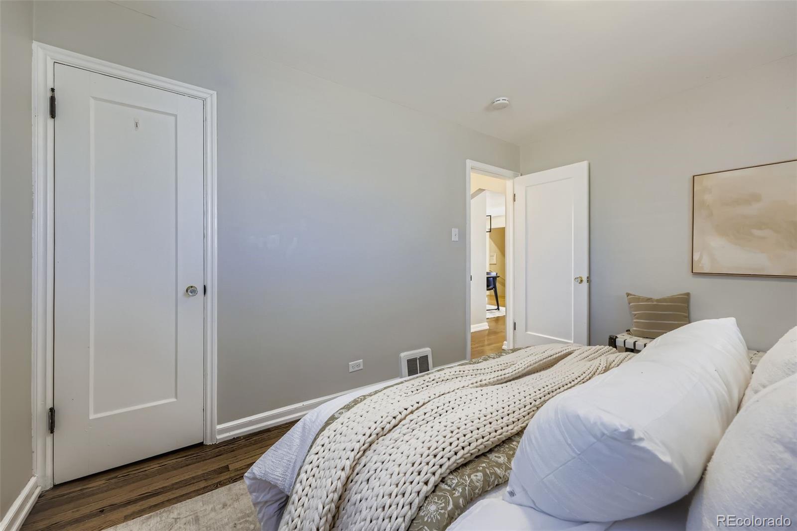 MLS Image #11 for 3040  jasmine street,denver, Colorado