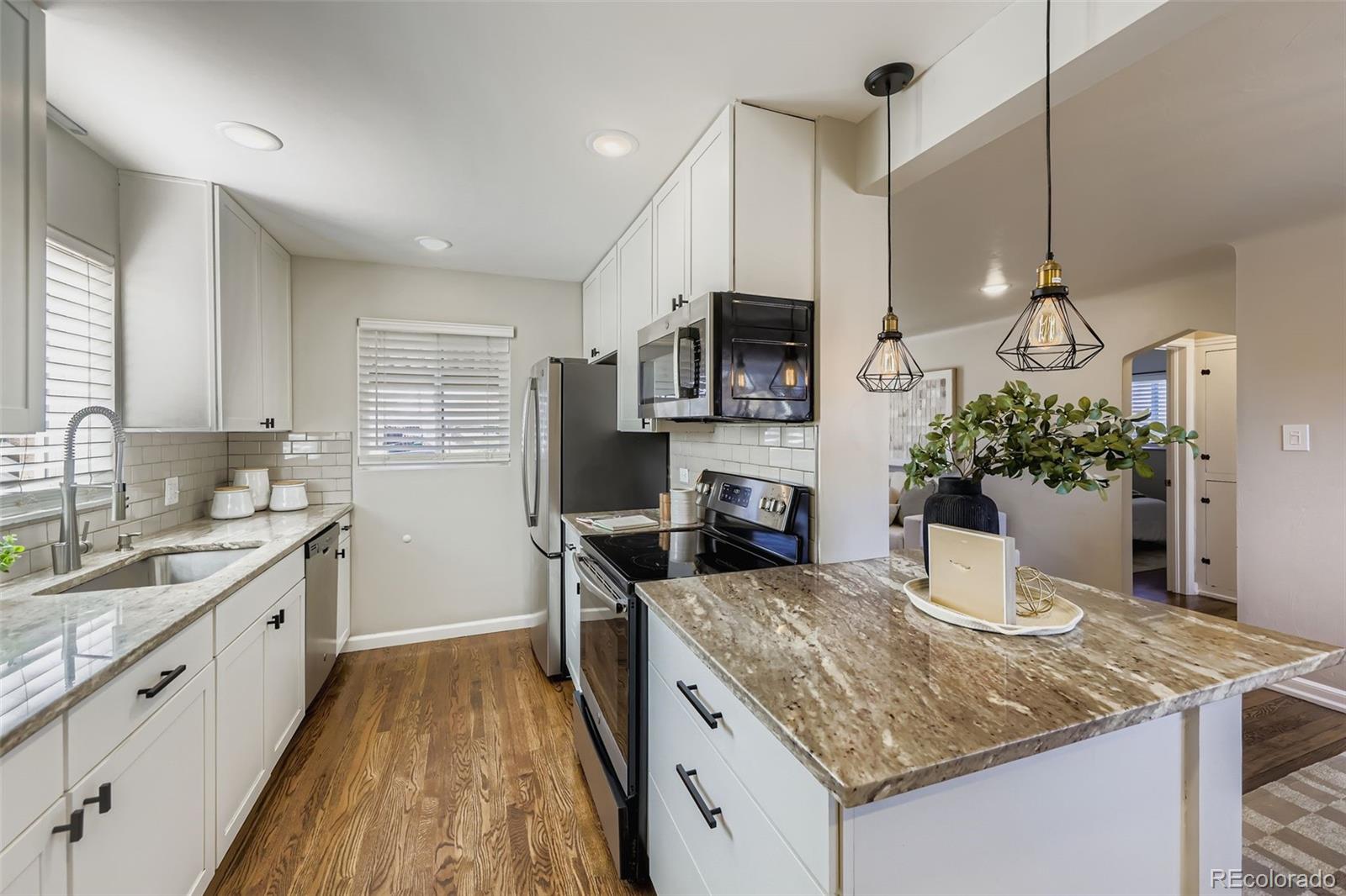 MLS Image #6 for 3040  jasmine street,denver, Colorado