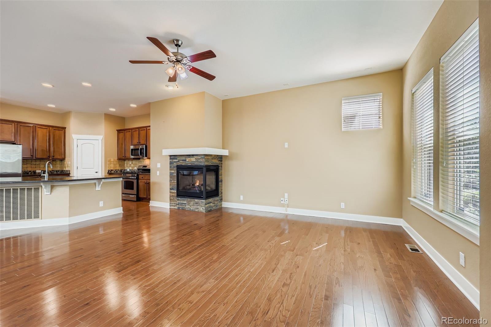 MLS Image #11 for 366  dallas street,denver, Colorado