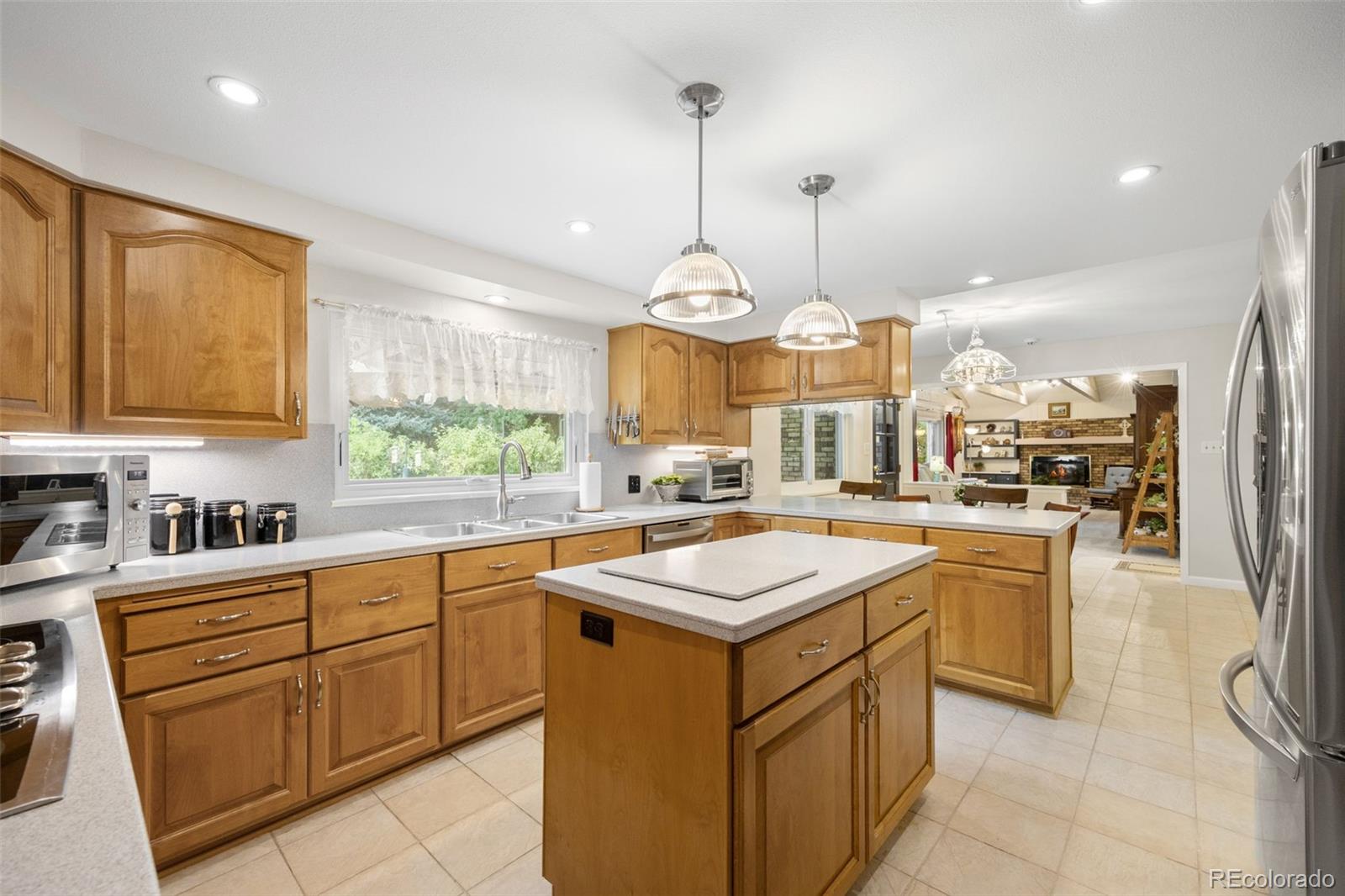MLS Image #12 for 7855 s vance court,littleton, Colorado