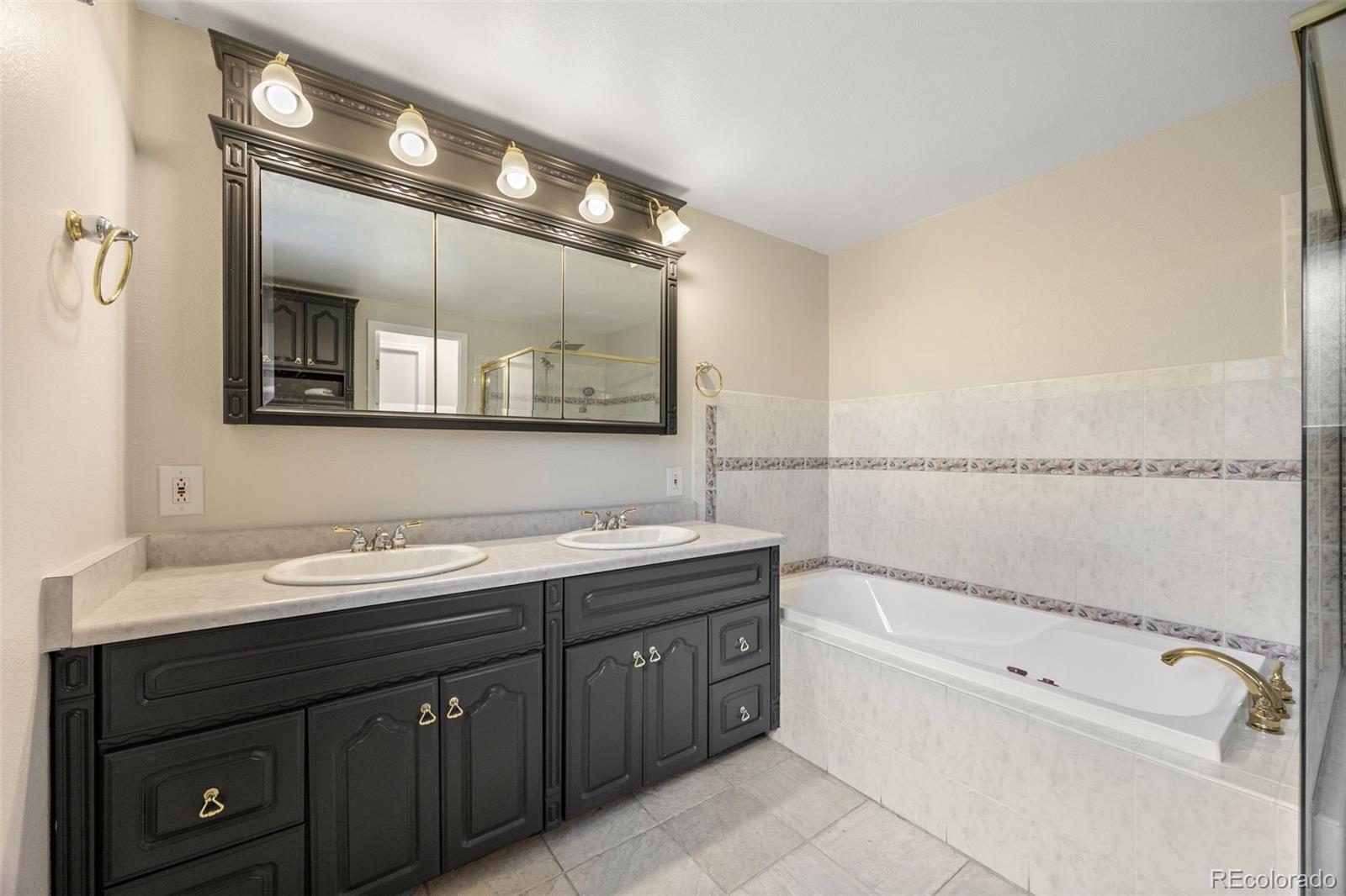 MLS Image #21 for 7855 s vance court,littleton, Colorado