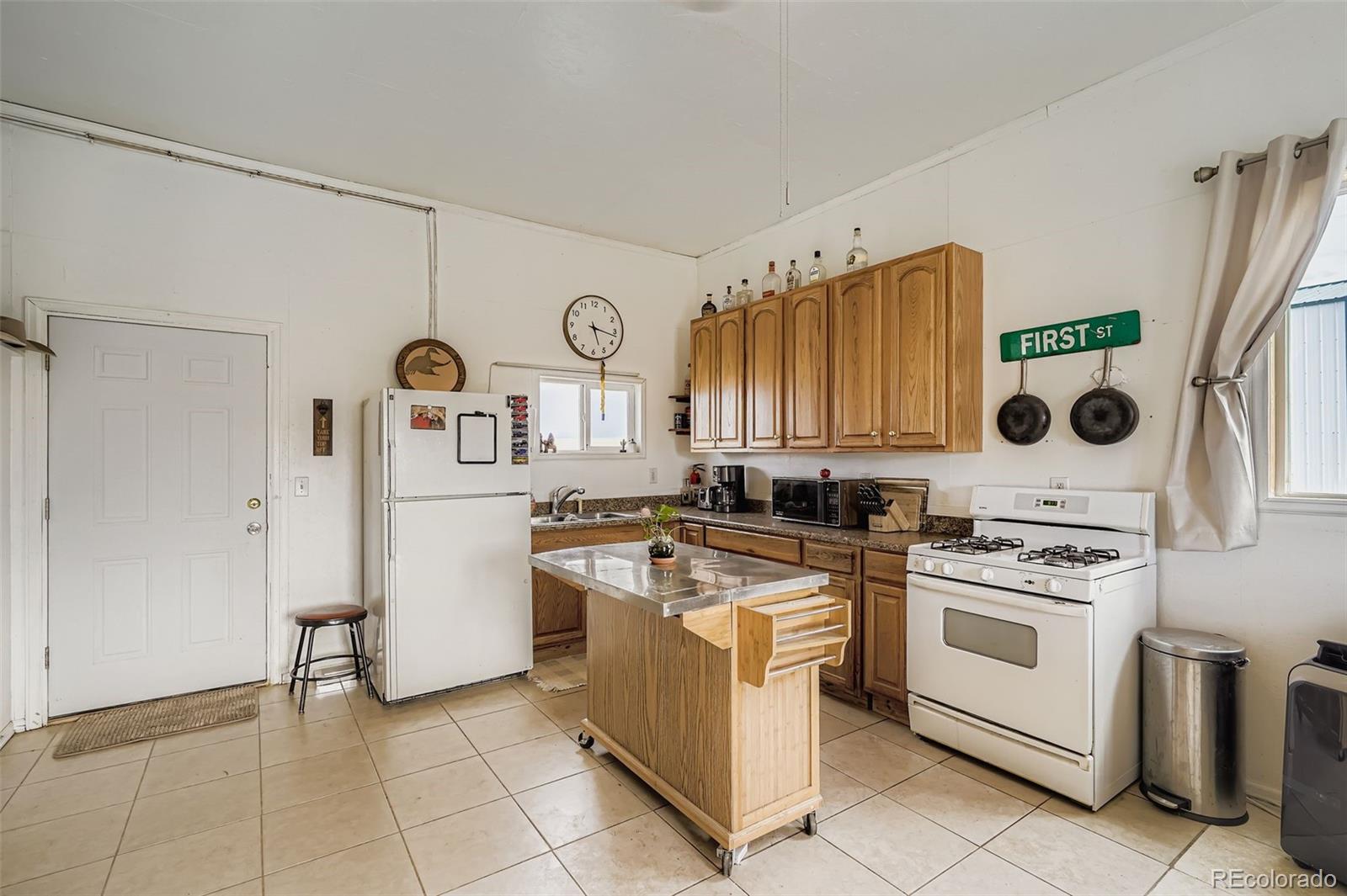 MLS Image #26 for 26540  flower circle,simla, Colorado