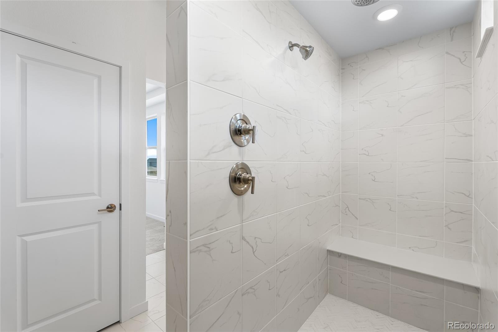 MLS Image #10 for 39688  yorktown terrace,elizabeth, Colorado