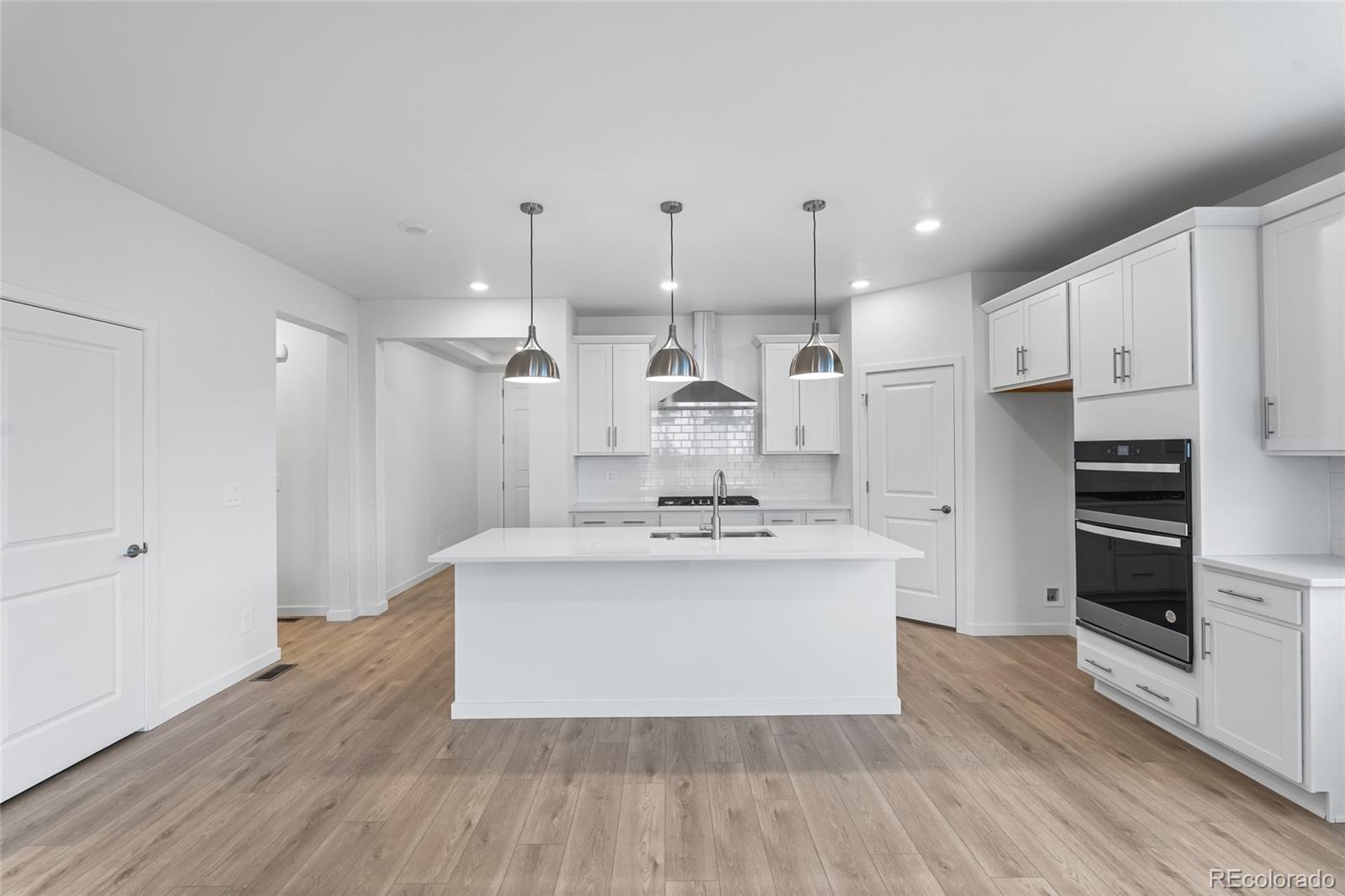MLS Image #4 for 39688  yorktown terrace,elizabeth, Colorado