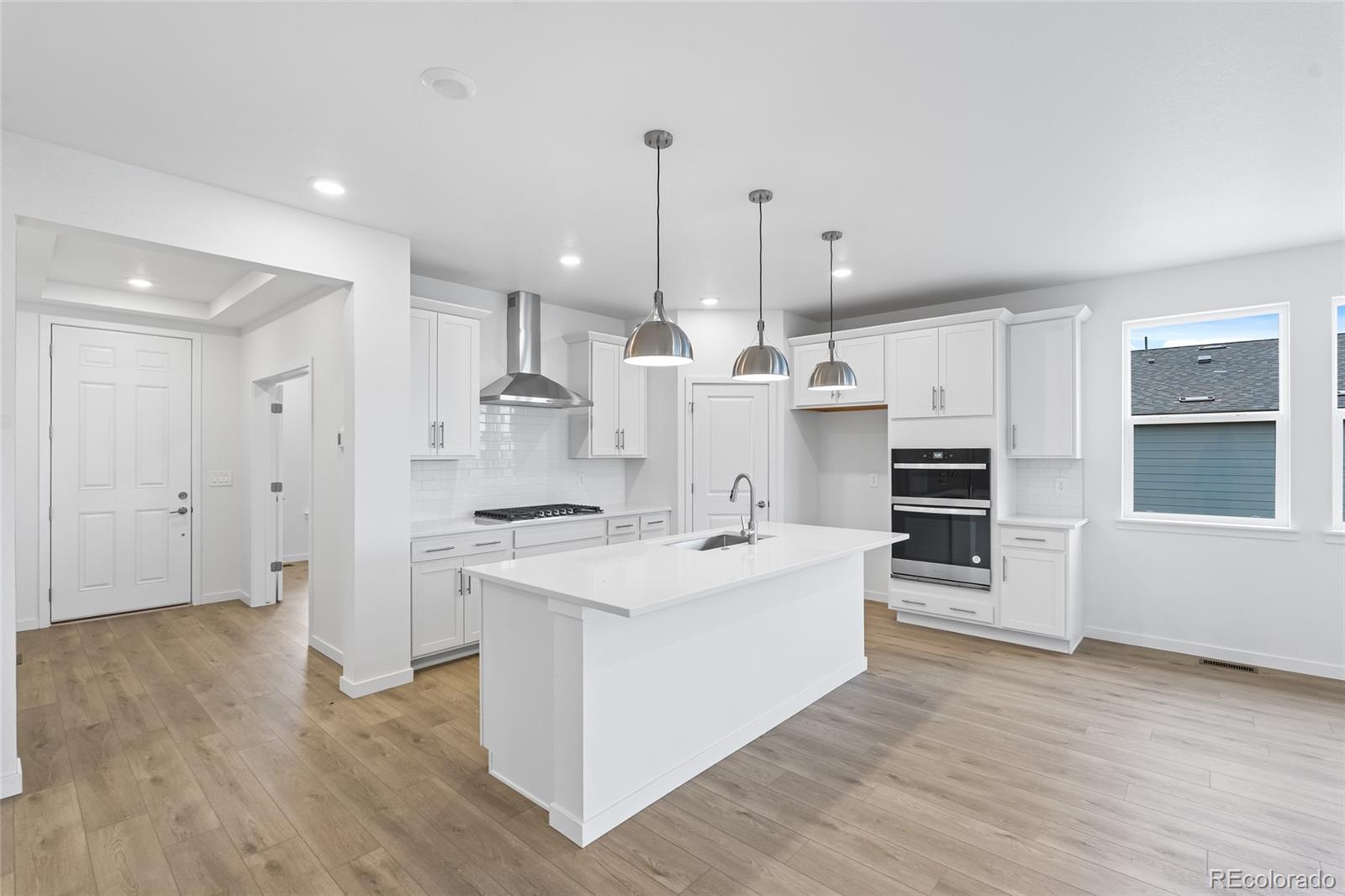 MLS Image #5 for 39688  yorktown terrace,elizabeth, Colorado