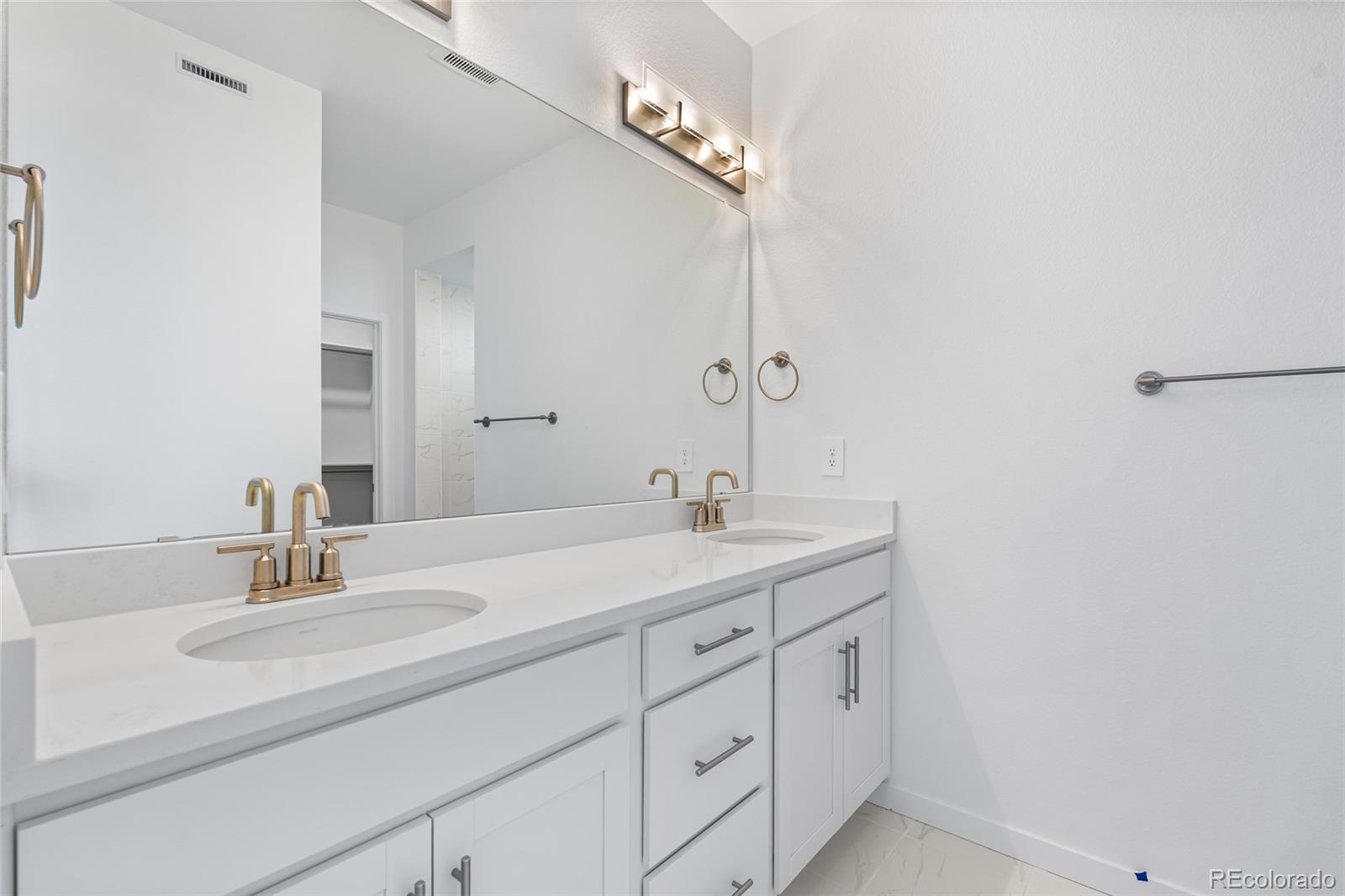 MLS Image #9 for 39688  yorktown terrace,elizabeth, Colorado