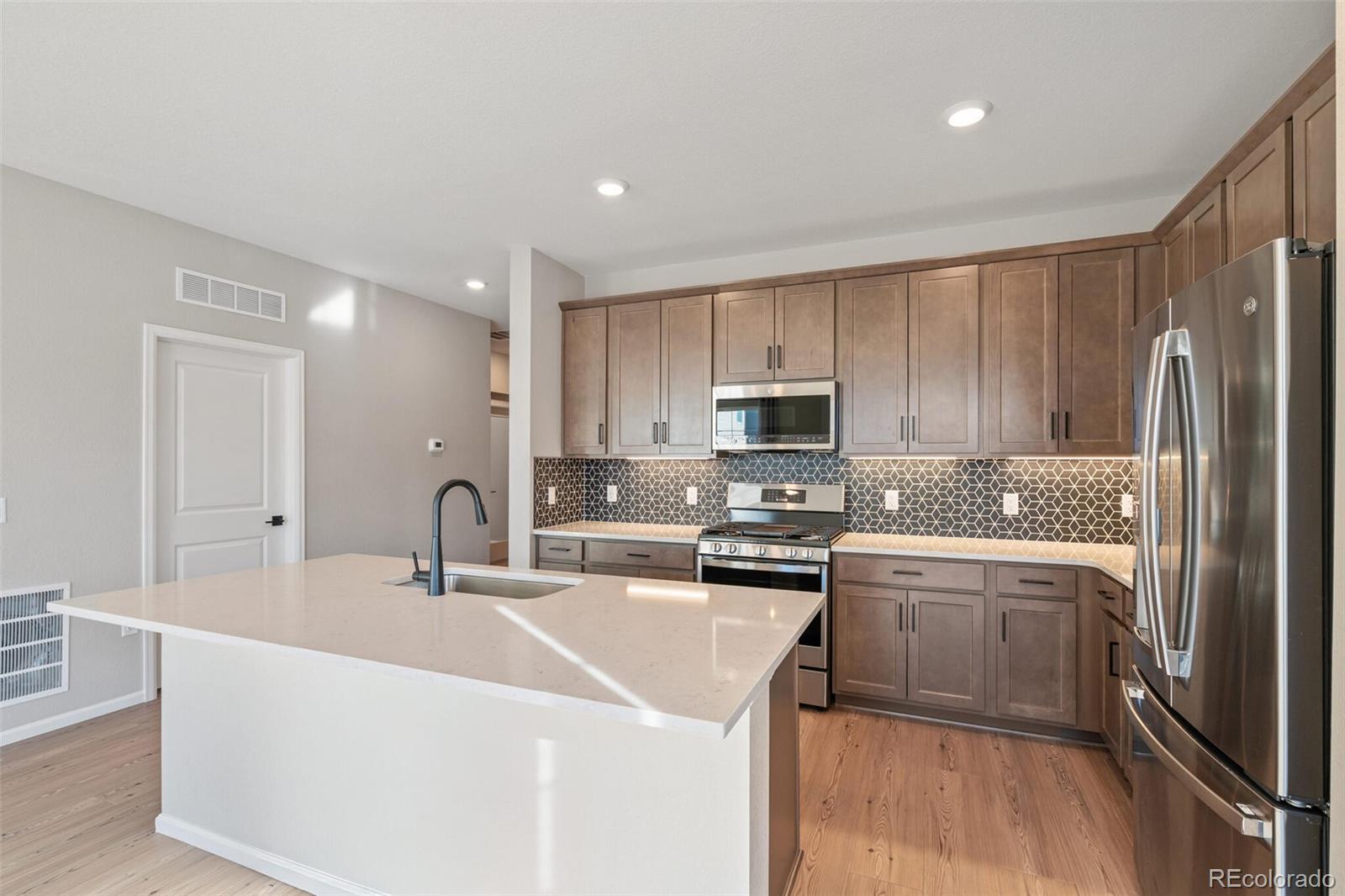 MLS Image #18 for 2155  farmlore drive,brighton, Colorado