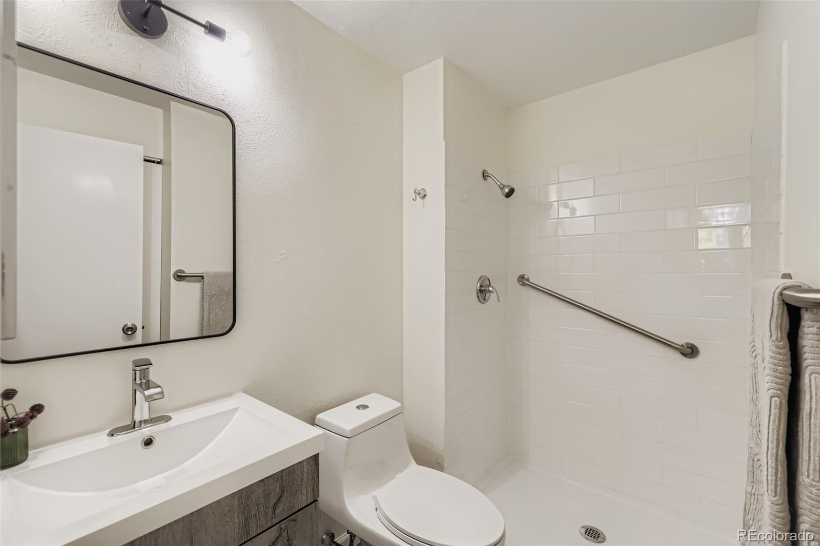 MLS Image #23 for 5995 s taft way,littleton, Colorado