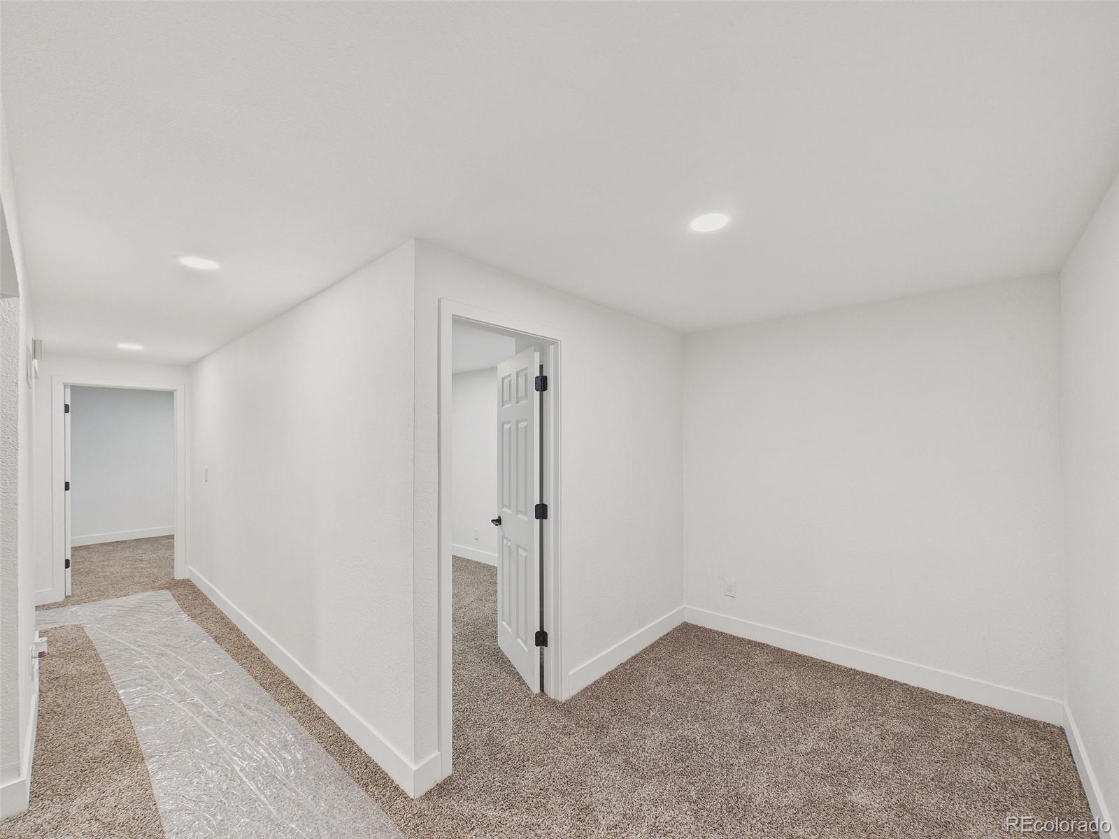 MLS Image #19 for 5519  chandler court,denver, Colorado