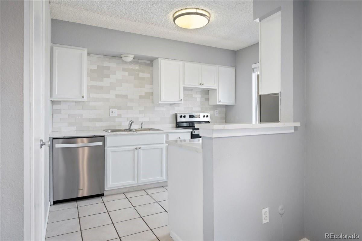 MLS Image #11 for 3855 s monaco parkway 173,denver, Colorado