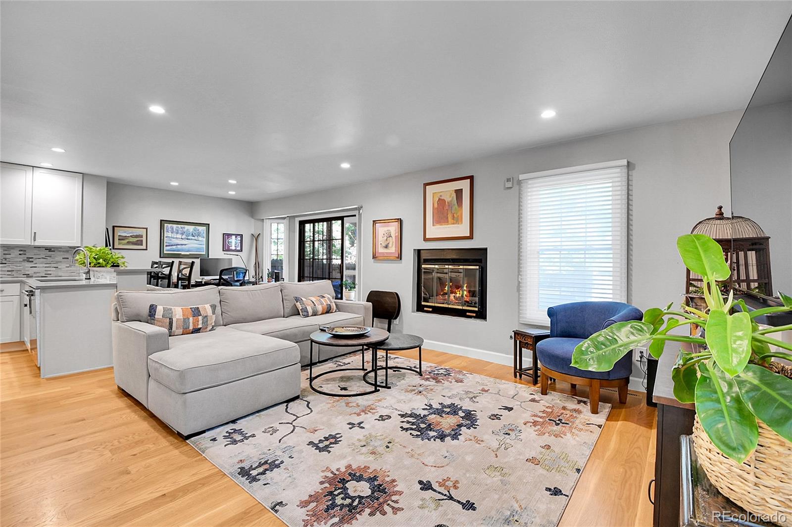 MLS Image #1 for 1600 s quebec way,denver, Colorado