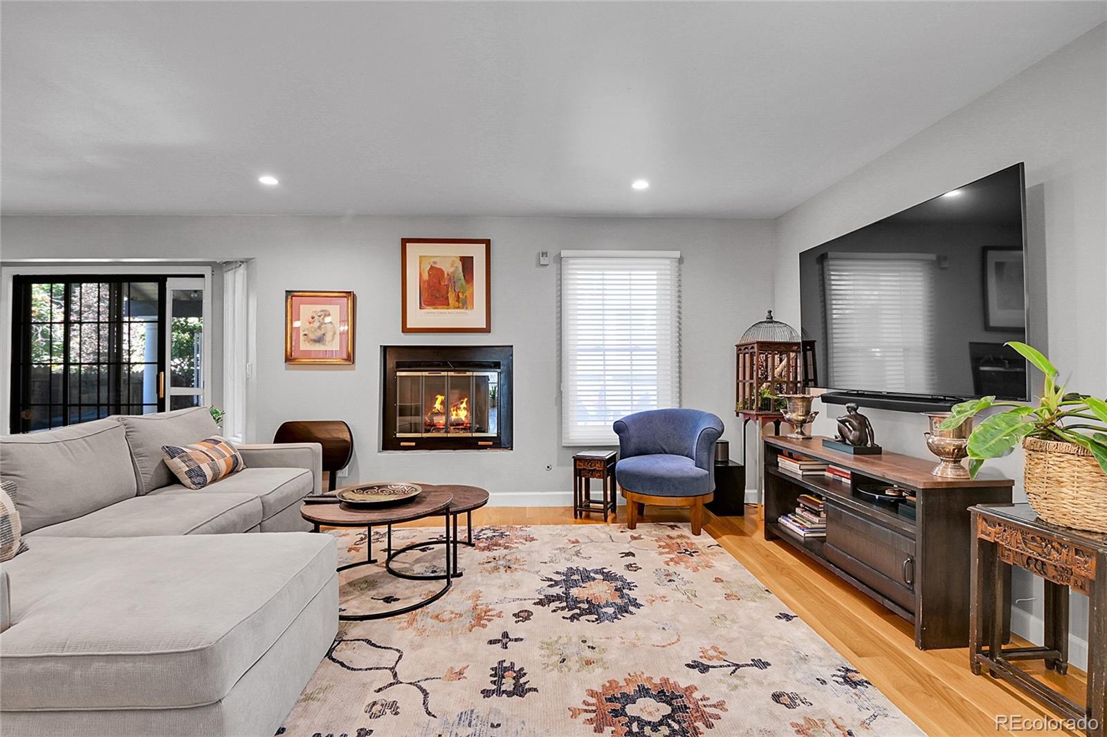 MLS Image #2 for 1600 s quebec way,denver, Colorado
