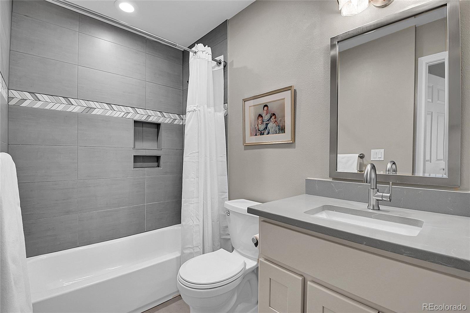 MLS Image #27 for 1600 s quebec way,denver, Colorado